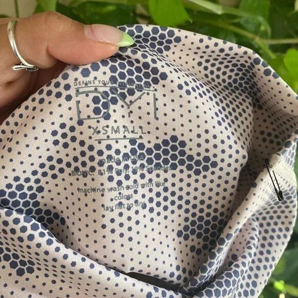 DYI Signature Tight - Digital Camo - Picture 5 of 5